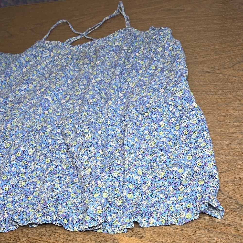 Universal Threads Dress With Pockets - Picture 3 of 8